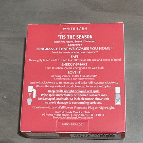6 Bath Body Works Wallflowers Tis The Season Refills - Picture 3 of 3